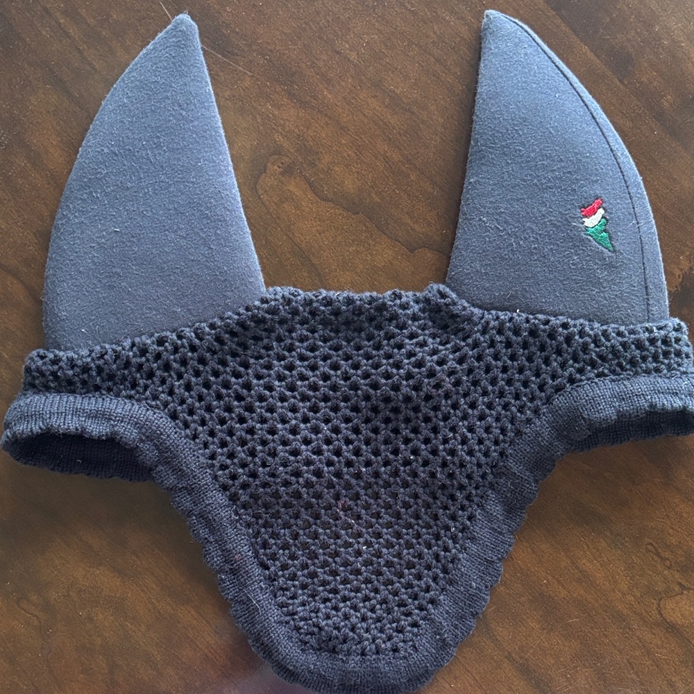 Equiline soundless ear bonnet